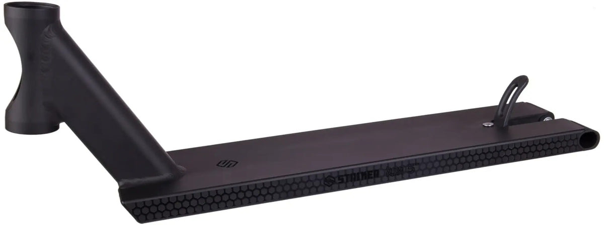 Deska Striker Lux Five Boxed 470 Black